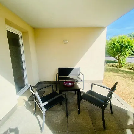 Ma Terrasse Les Thermes Parking Wifi Un-sejour-a-part Διαμέρισμα *