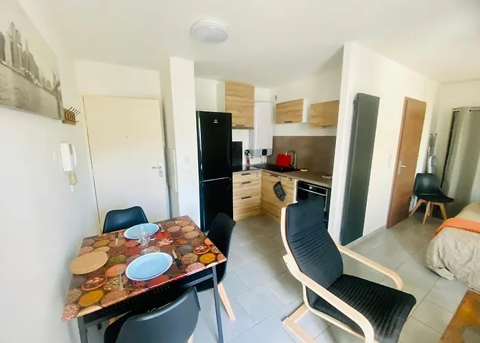 Appartement Ma Terrasse Les Thermes Parking Wifi Cityroom57